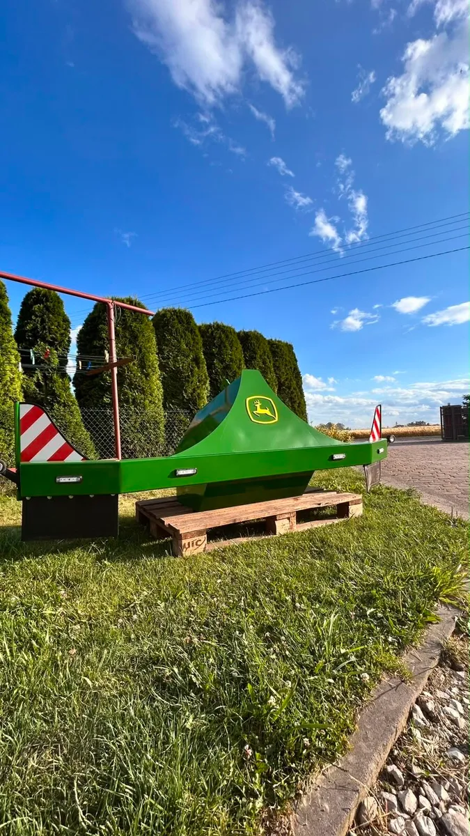 AgroDrive tractor weight - Image 1