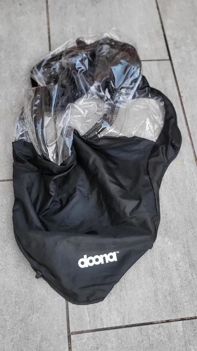 Donna Infant Car Seat & Stoller - Image 4