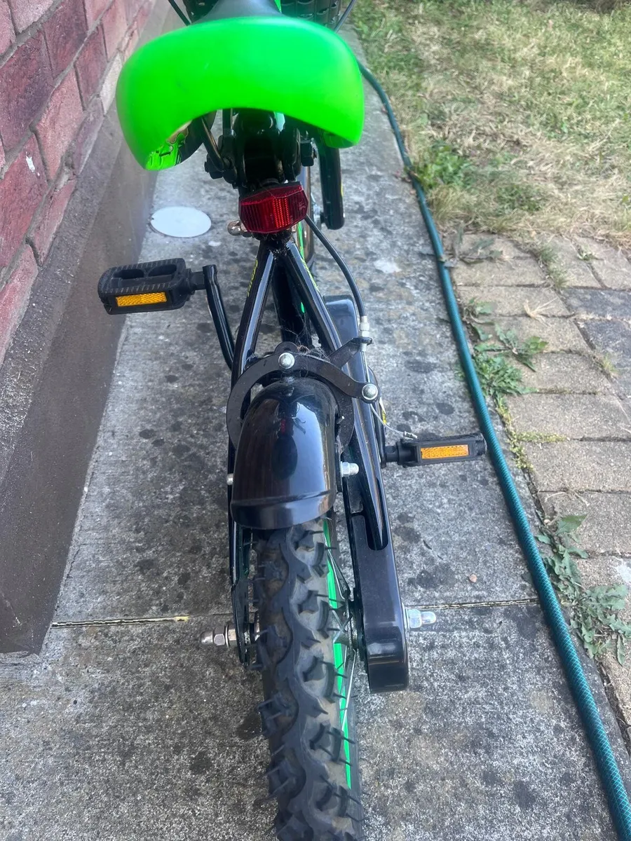 Kids 14 inch bicycle - Image 3