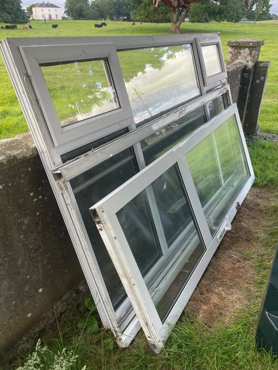 Free window and door - Image 1