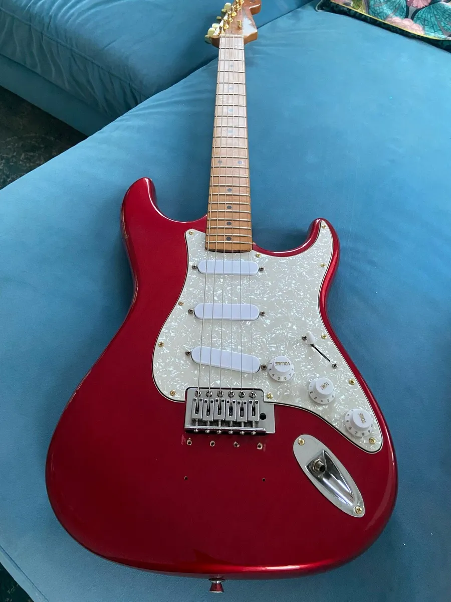 Stratocaster Copy Guitar - Image 2