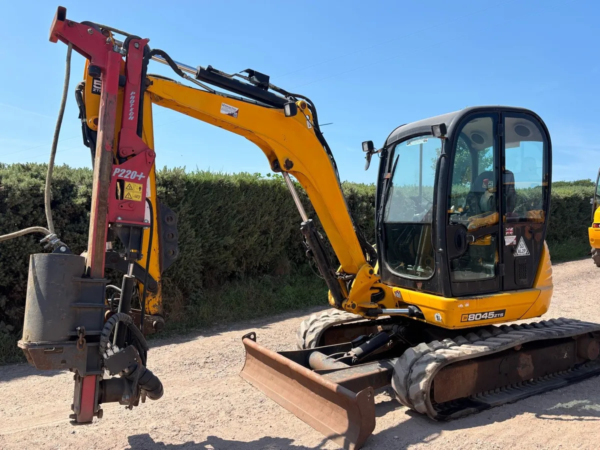 JCB 8045 (5ton) - Image 4
