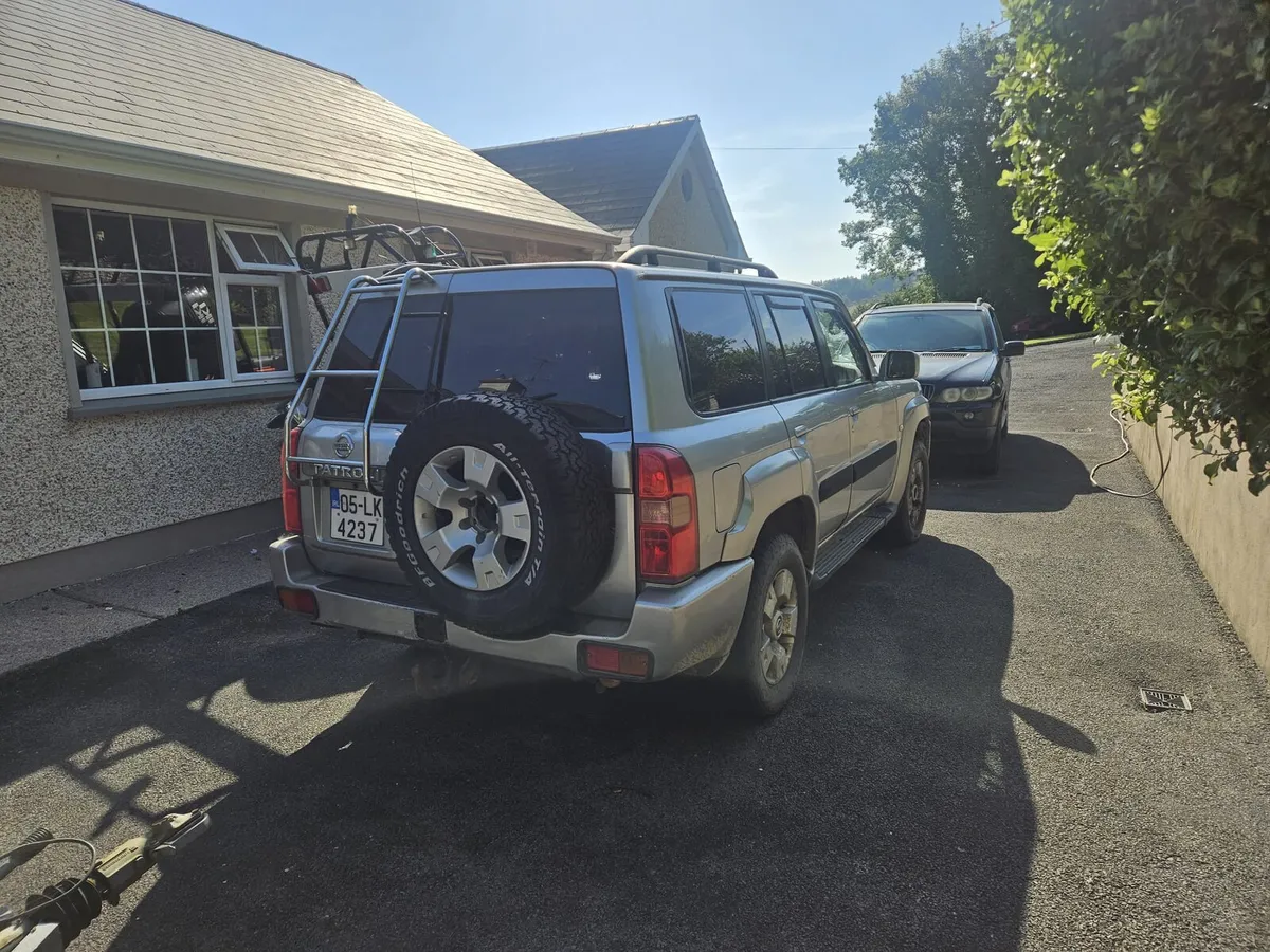 2005 Nissan Patrol 5 Seater Crewcab - Image 2