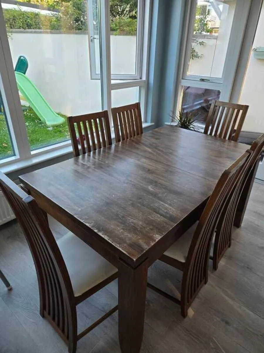 Kitchen Table & Chairs - Image 1