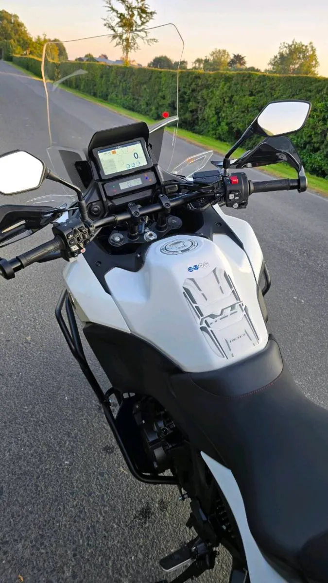 231 Honda NT1100 DCT low miles - Image 1