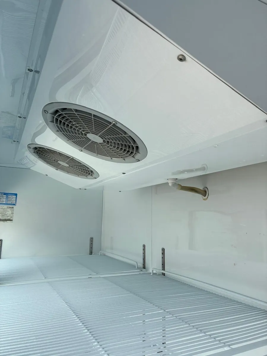 Freezer - Image 4