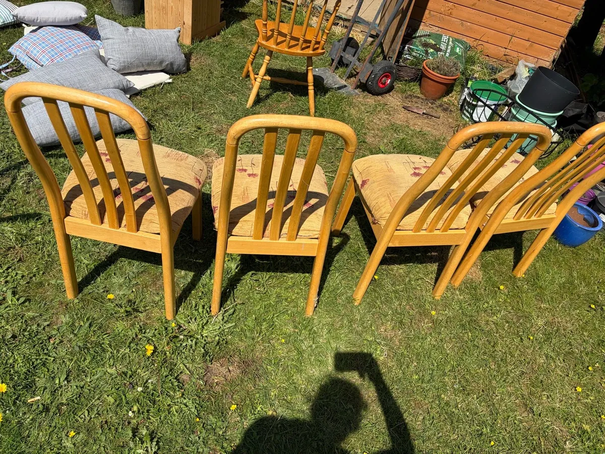 kitchen chairs 4 for €50 - Image 2
