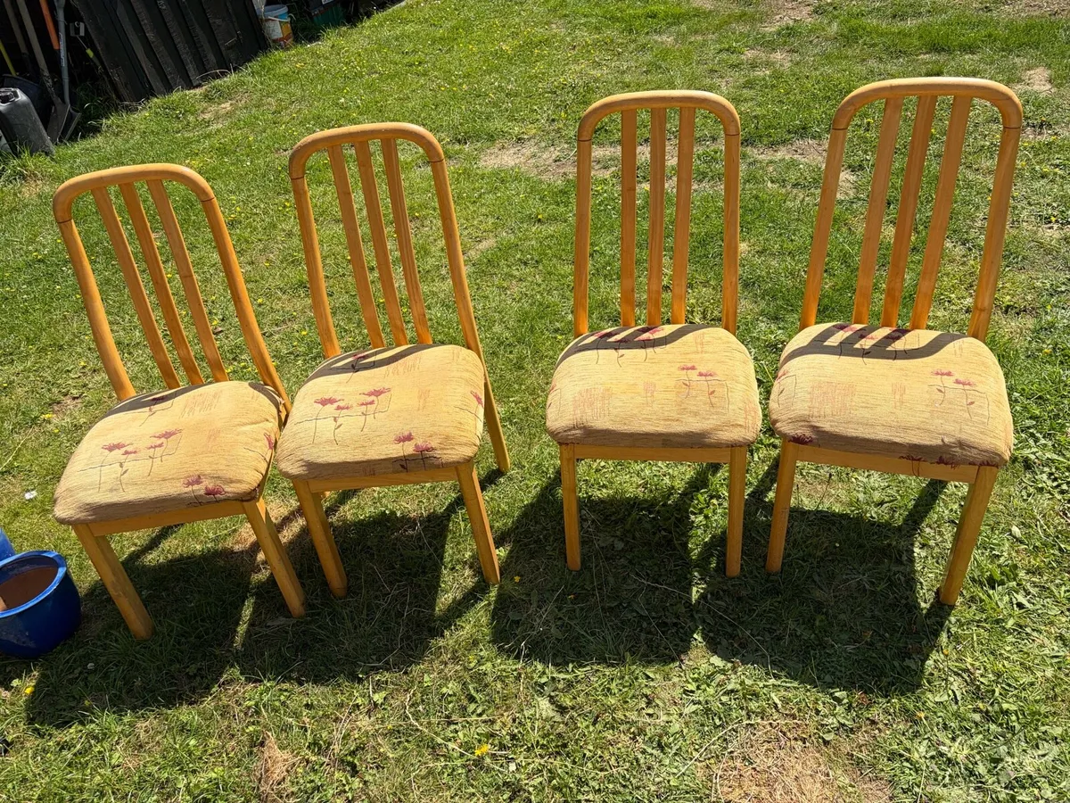 kitchen chairs 4 for €50 - Image 3