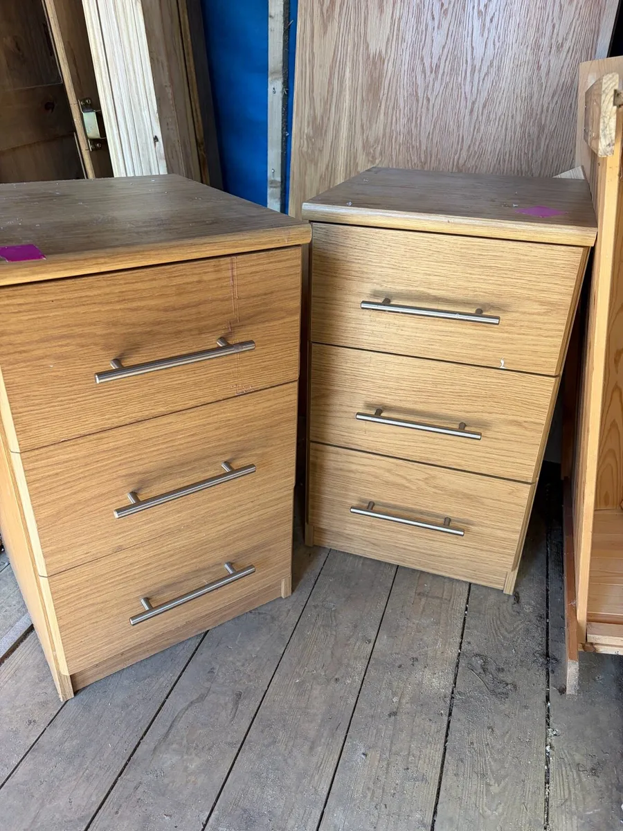 2 lockers for €50 - Image 1