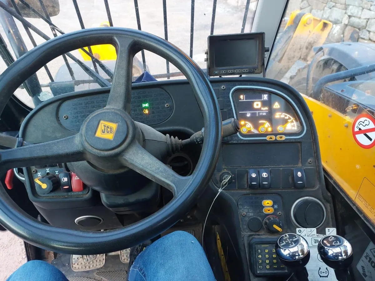 JCB teleporter - Image 4