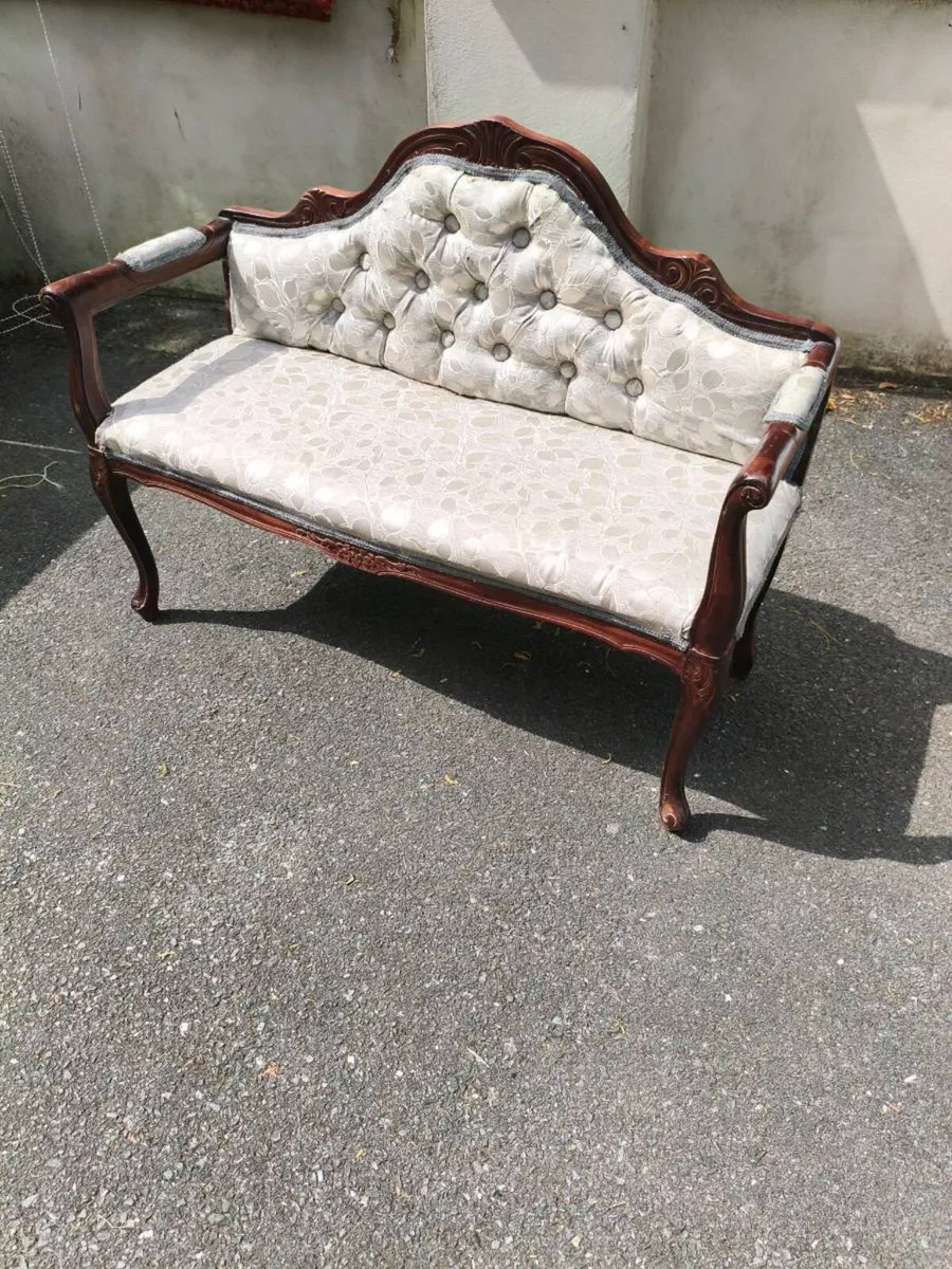 Beautiful chair 4ft 35euro - Image 2
