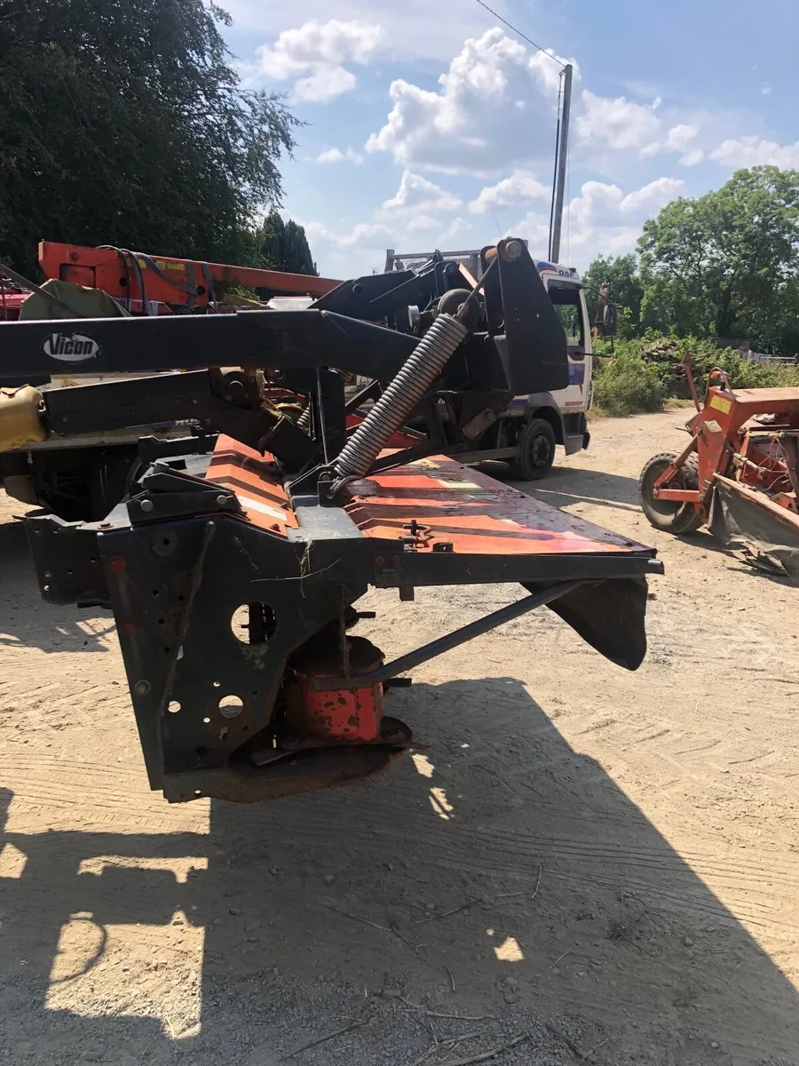Vicon front disc mower - Image 2