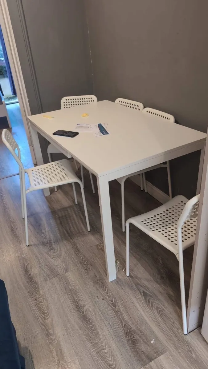 kitchen table + 3 chairs €50 bundle - Image 1