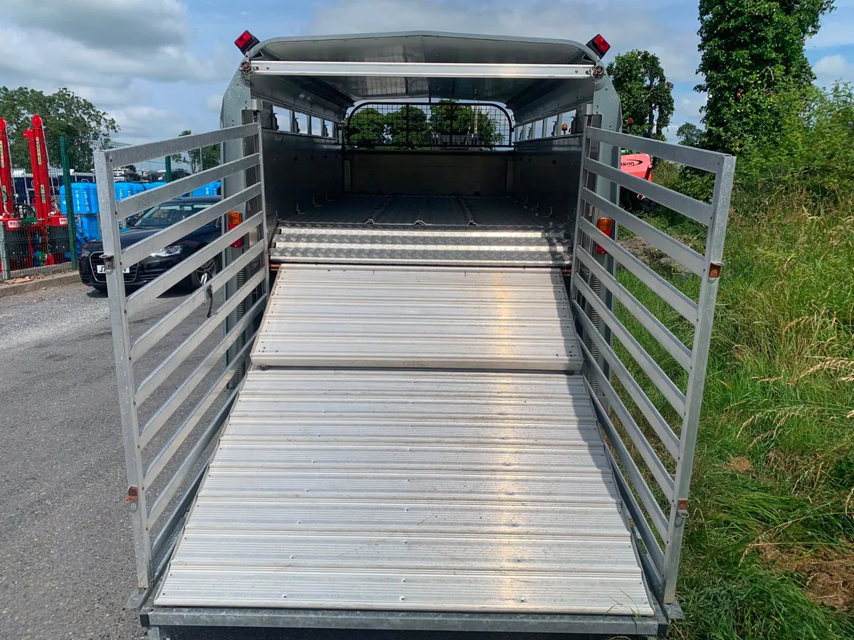 2017 Ifor WIlliams TA510 12ft Sheep Decks Trailer - Image 4