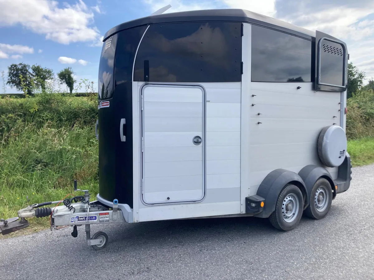 October 2023 Ifor Williams HBX511 Horsebox NO VAT - Image 1