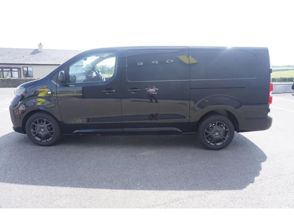 Opel Vivaro L2H1 SPORTIVE - Image 4