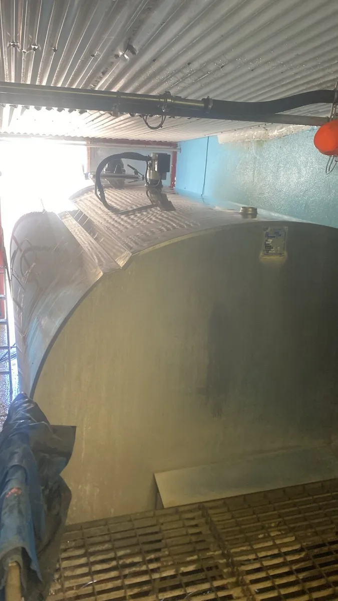 Bulk milk tank - Image 3