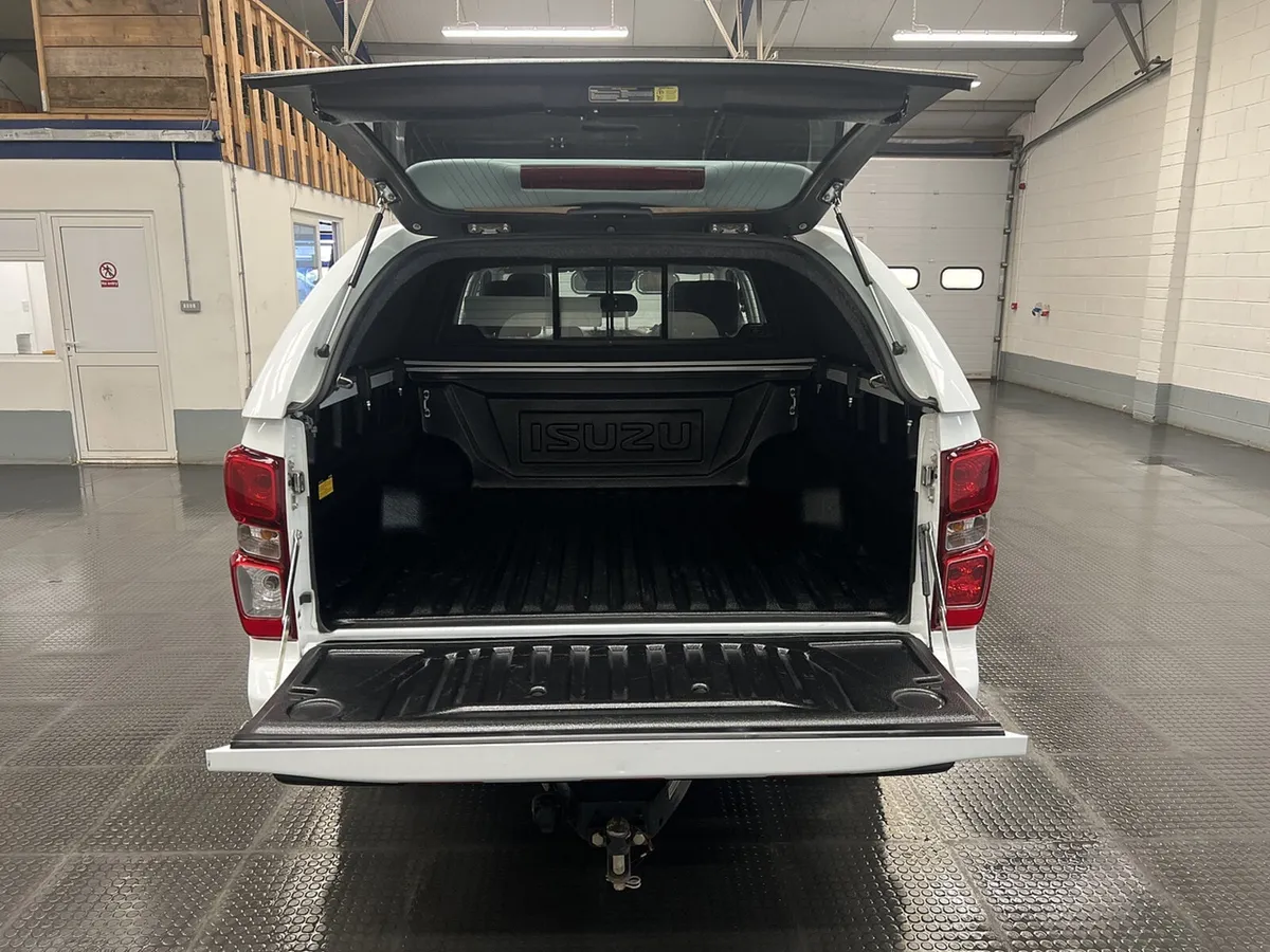 VB - 2023 Isuzu D-Max PickUp Van - Image 2