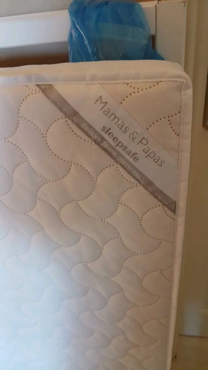 Cot 120 x 60 + mattress. - Image 4
