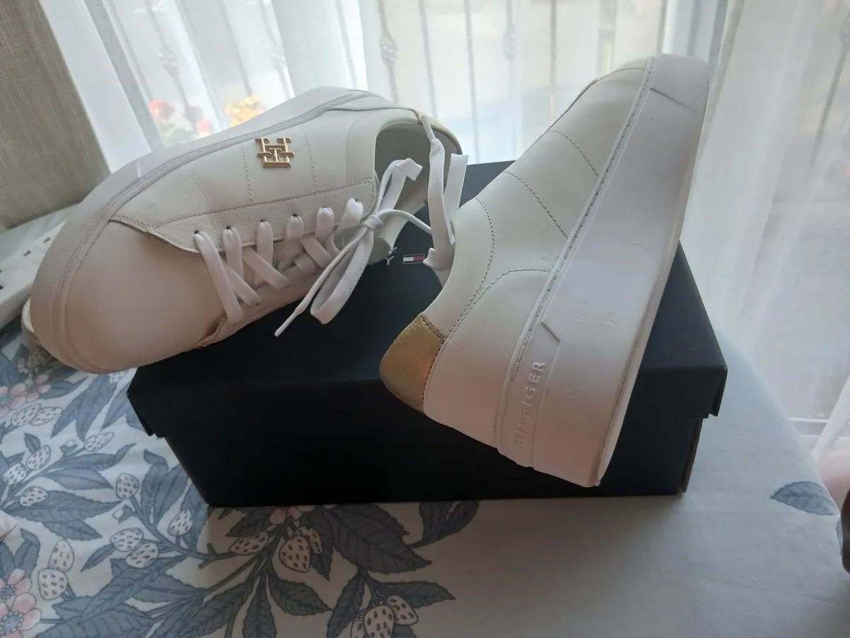 Shoes - Image 2