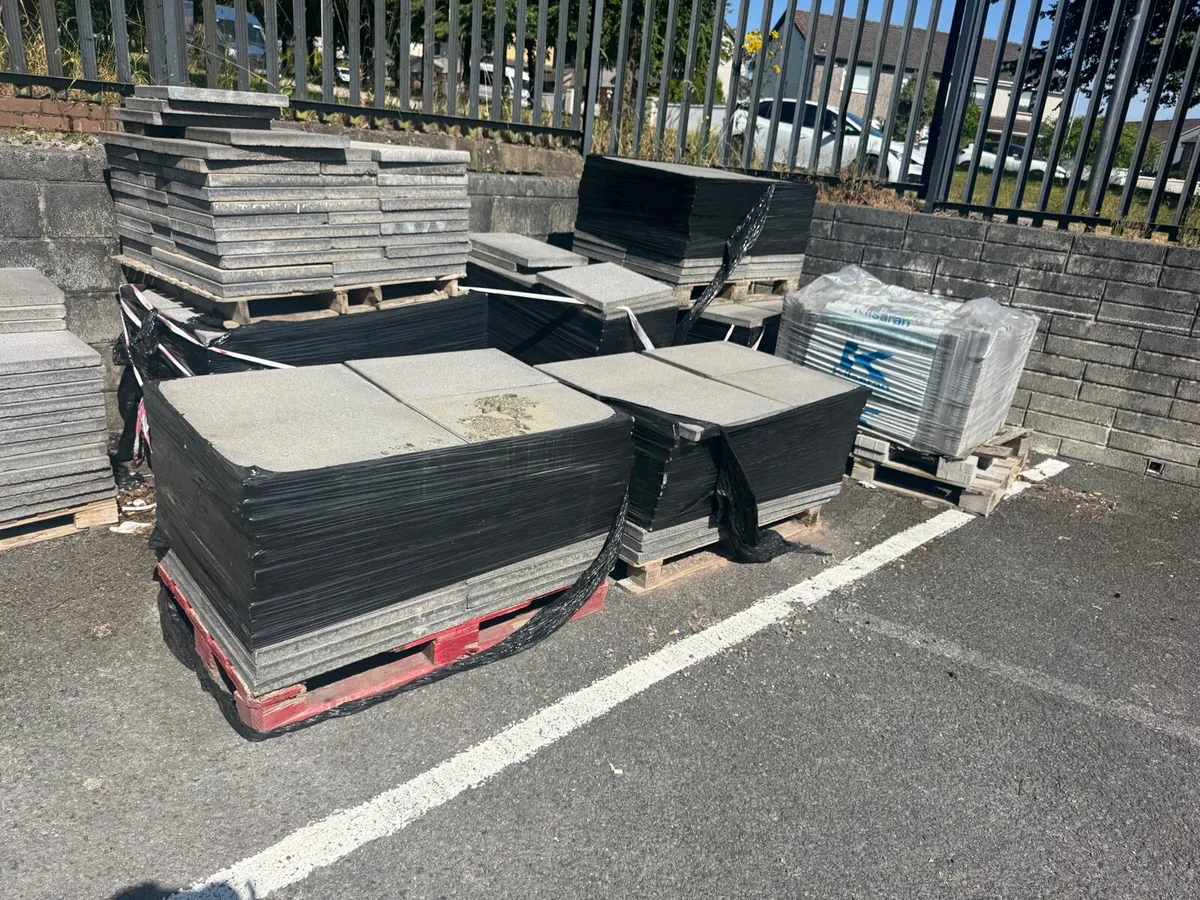 Paving slabs - Image 1