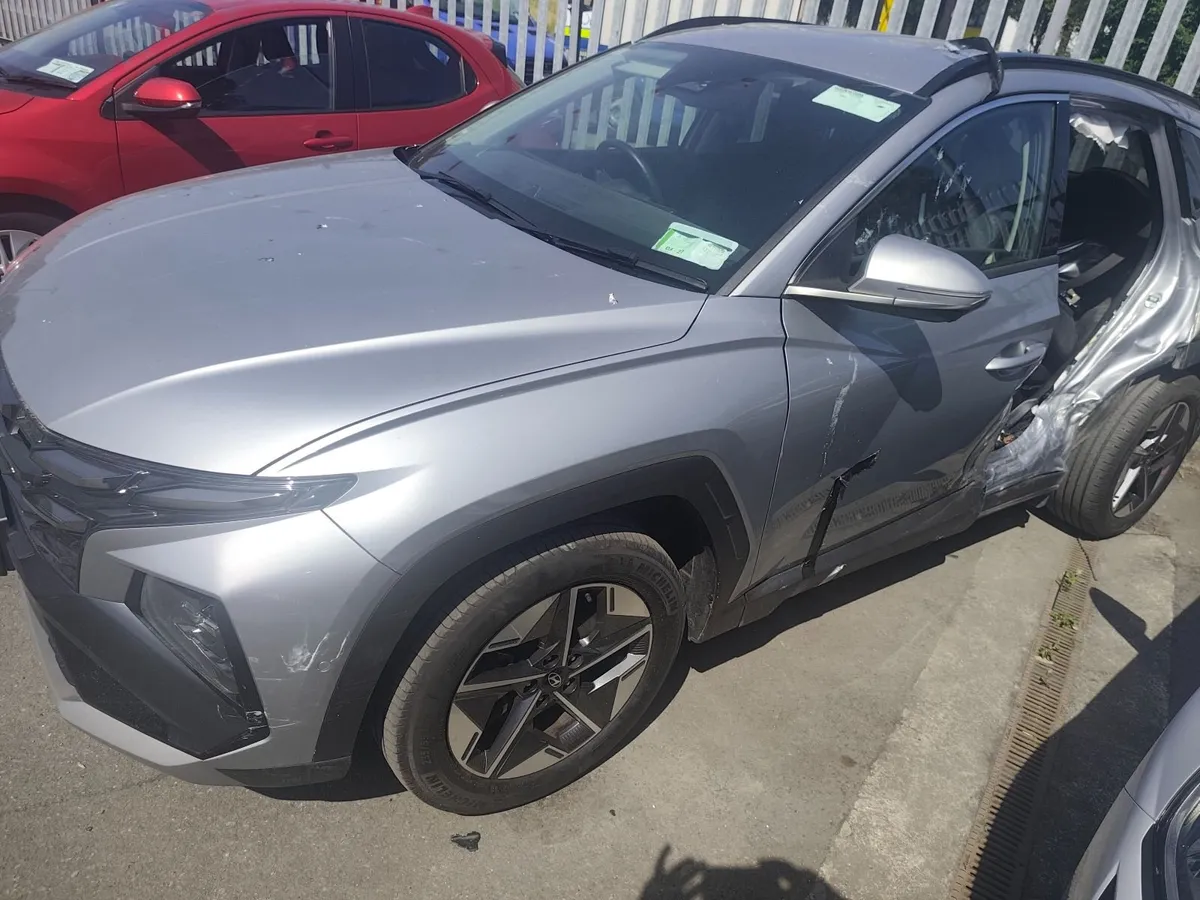 251 Hyundai Tucson - Image 3