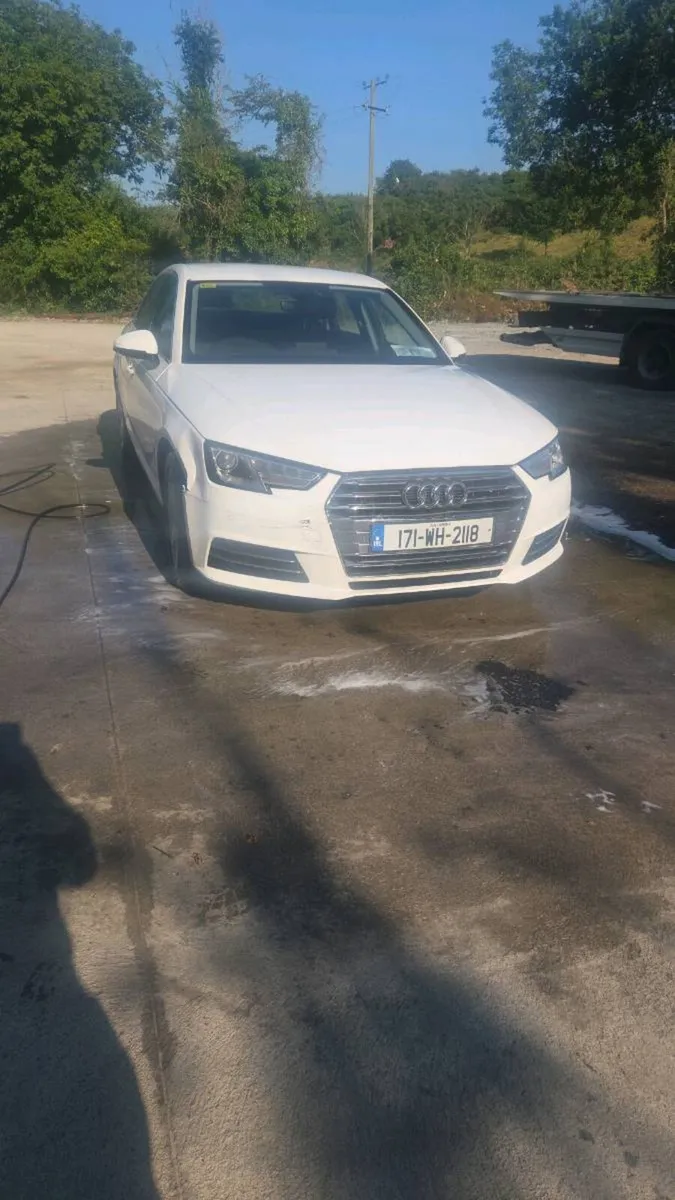 Audi A4 2.0 manual - Image 2
