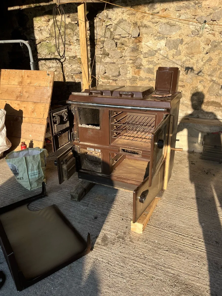 Stanley Super Star 9 Solid Fuel Range - Image 3