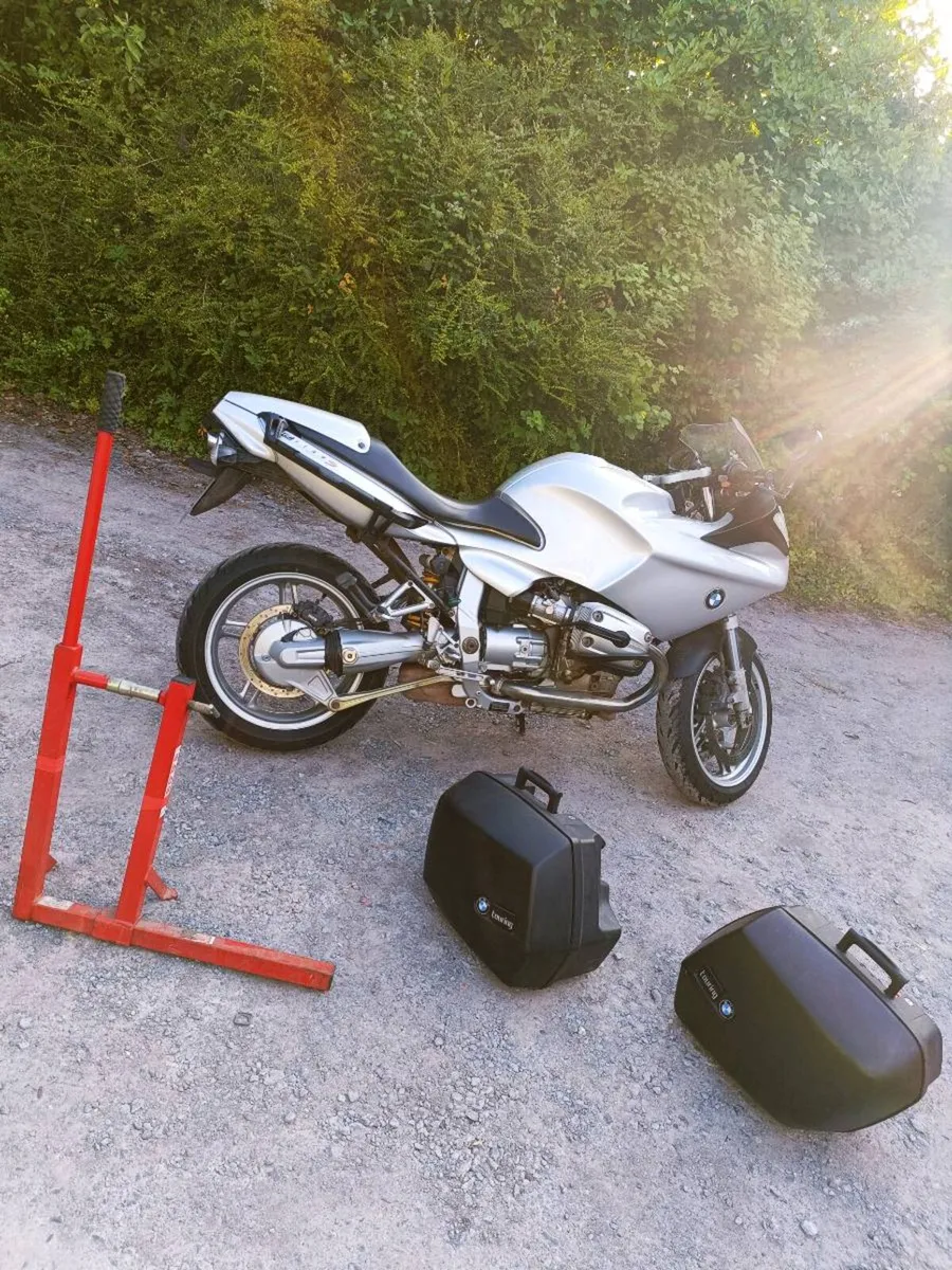 BMW R11000S - Image 1