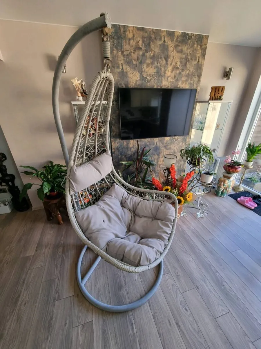Swing chair - Image 4
