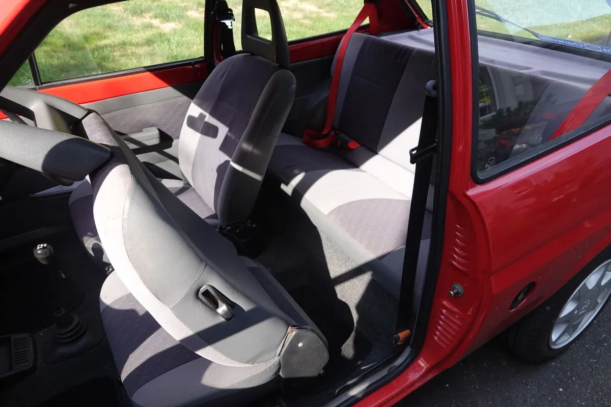 Ford Fiesta 1988 - Image 4