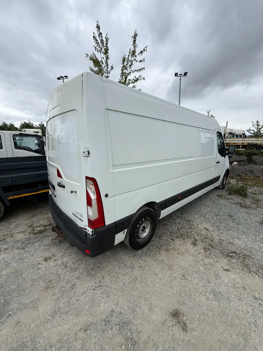 Renault Master 2014 - Image 2