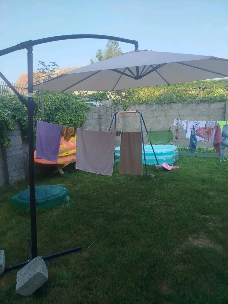 Garden Umbrella 3m - Image 1