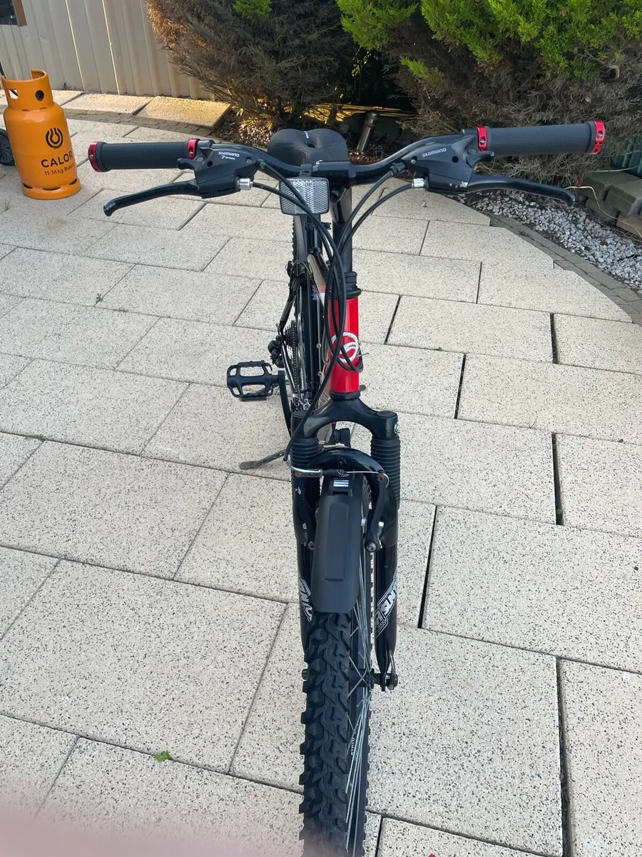 Giant Rock 6000 series mountain bike - Image 3
