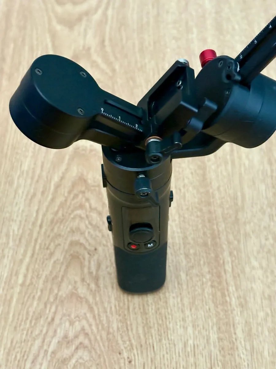 Zhiyun Crane M2 Gimbal-Working-MissingMountScrew - Image 3