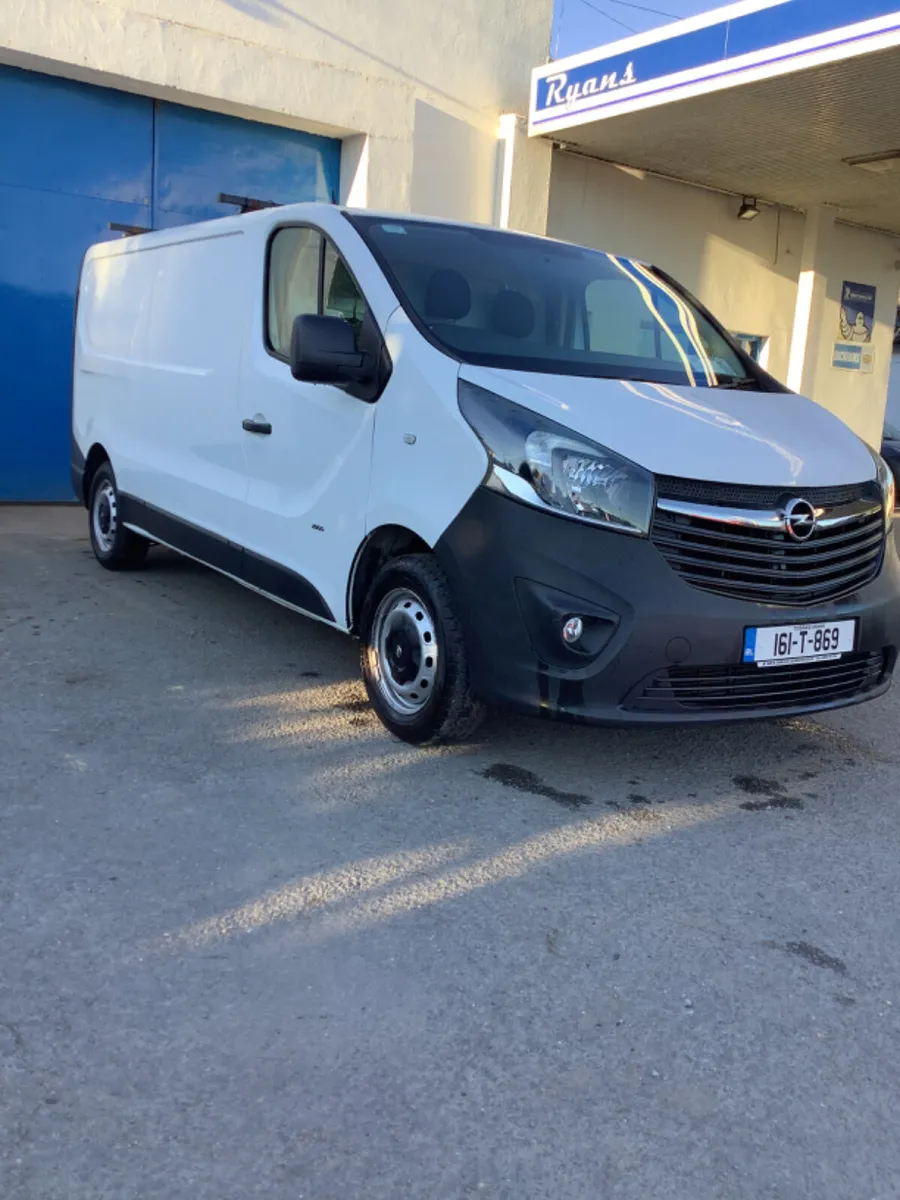 Opel Vivaro 2016 - Image 2