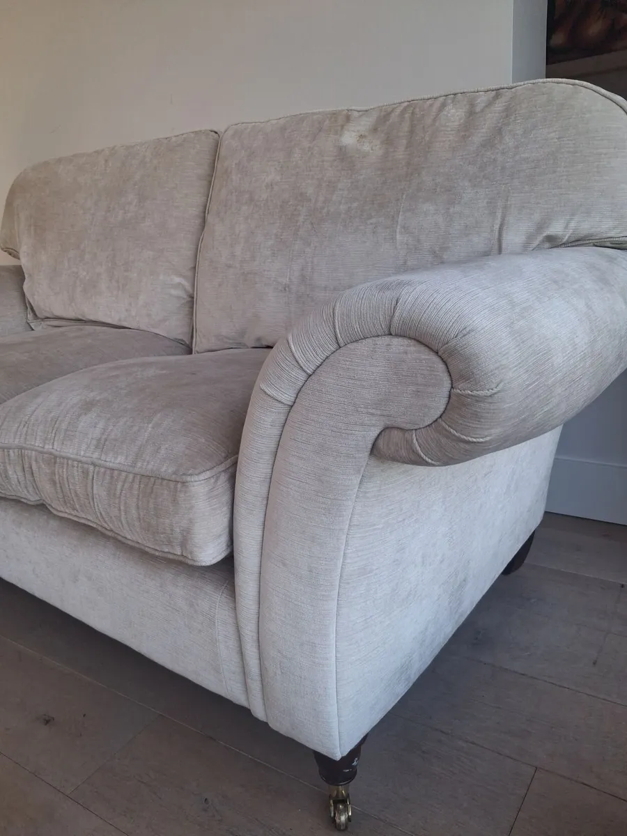 Laura Ashley Mortimer Couch - Image 4