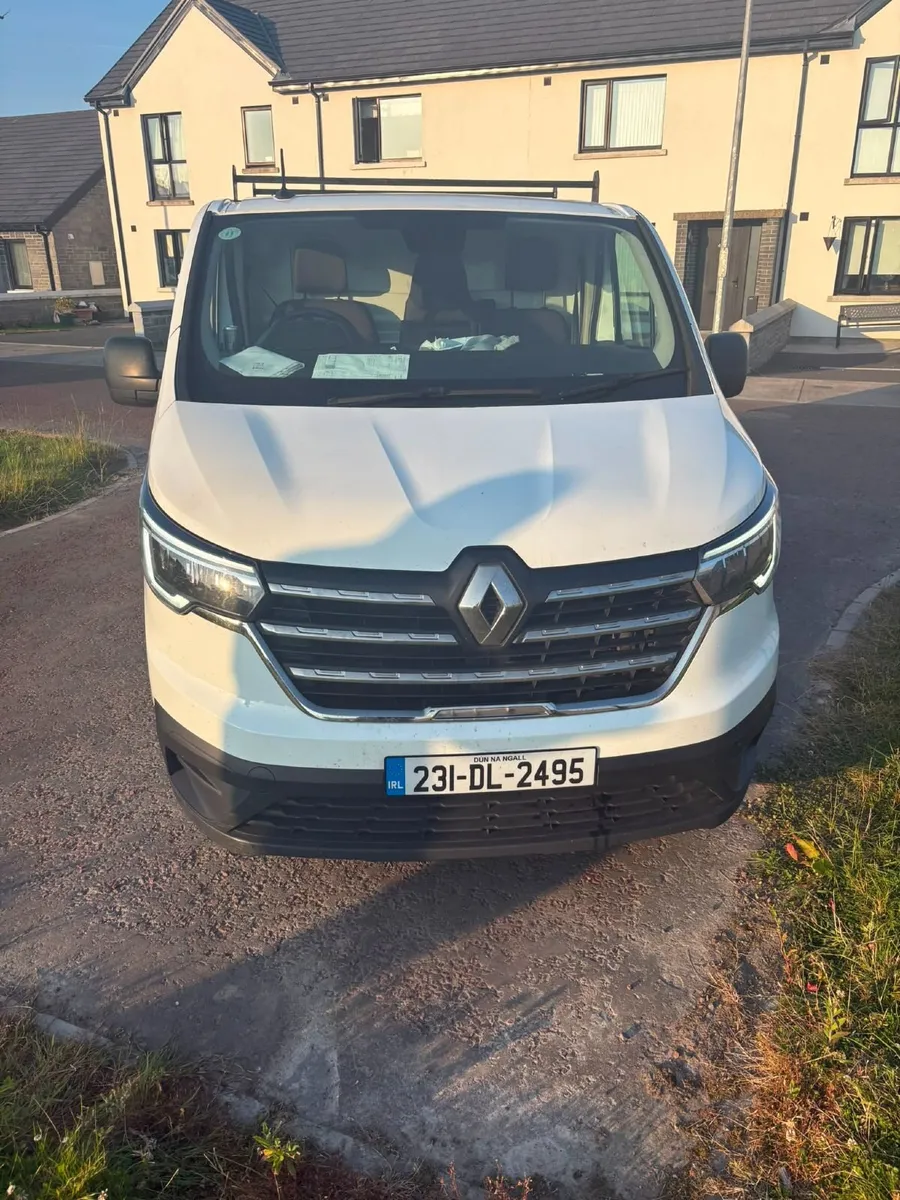 Renault Trafic 2023 - Image 1