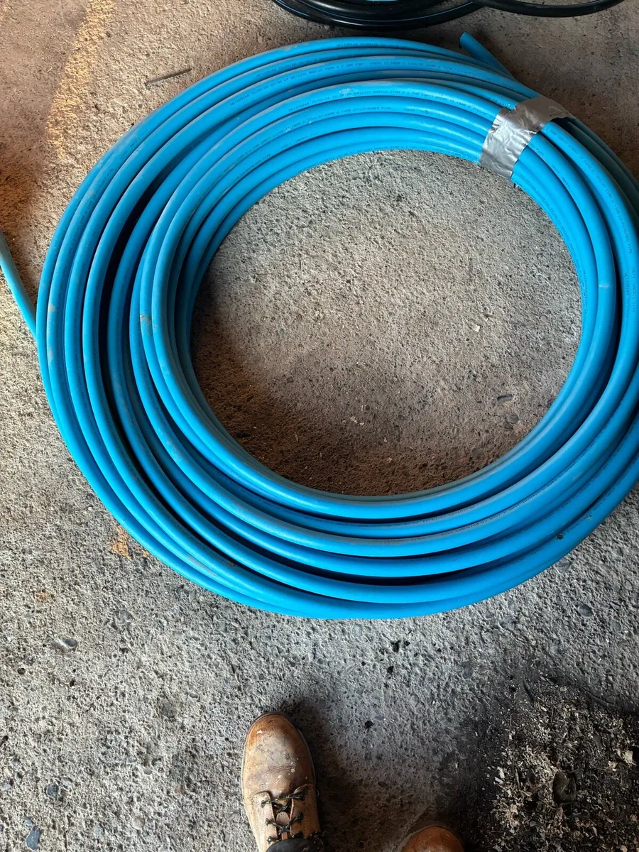 Water pipe - Image 1