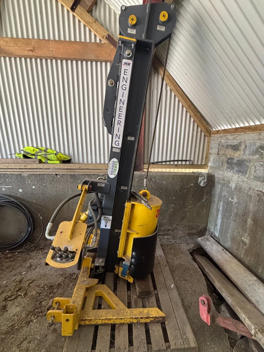 MB Post Driver. - Image 1