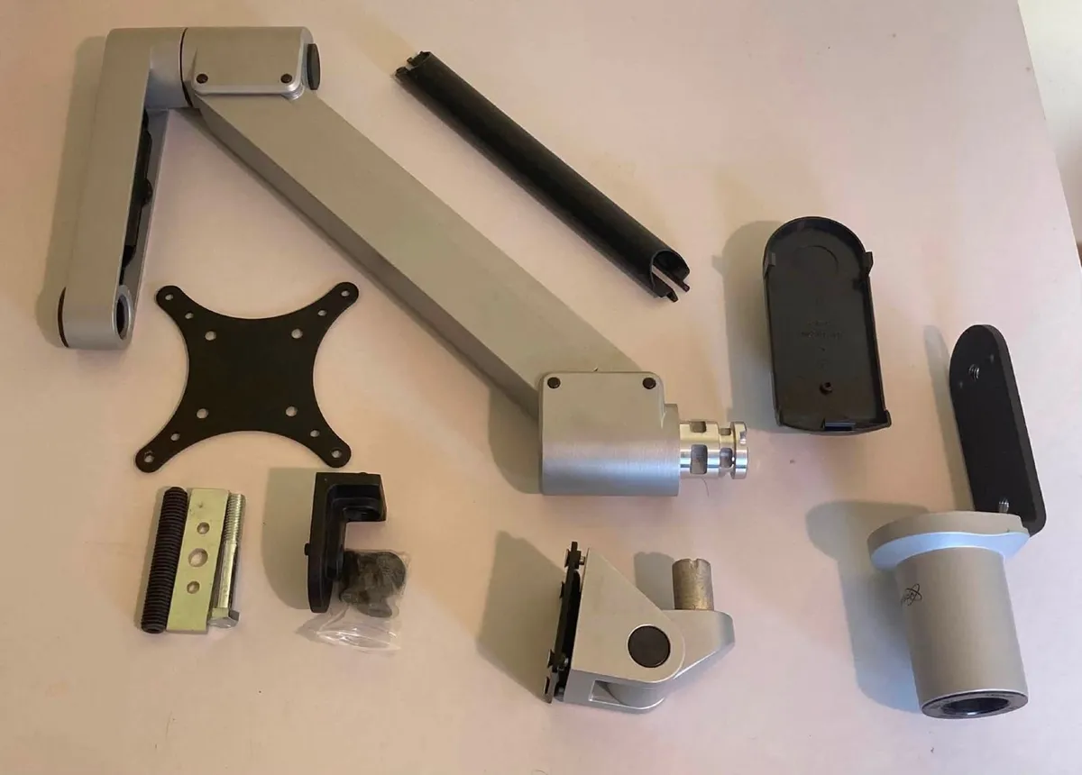 Vogel's PFD 8543 Premium Adjustable Monitor Arm - Image 3