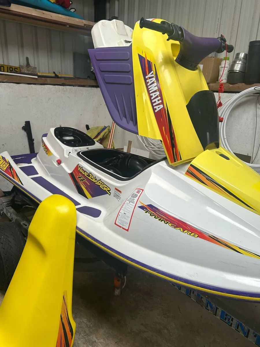 Jet ski - Image 1