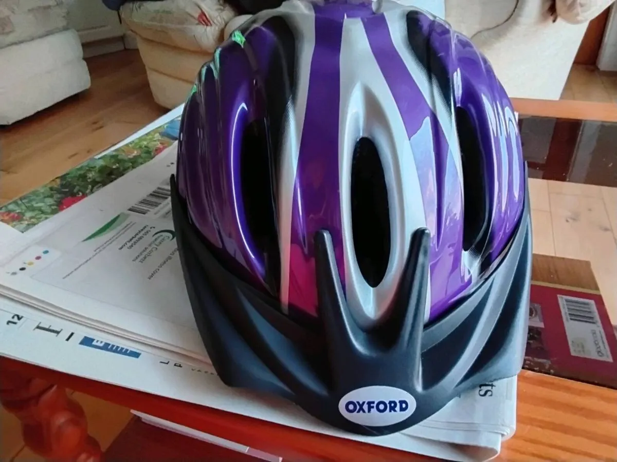 Cycle helmet (ladies) - Image 4