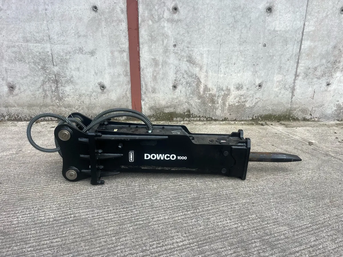 Dowco rock hammer for 13 ton digger - Image 1
