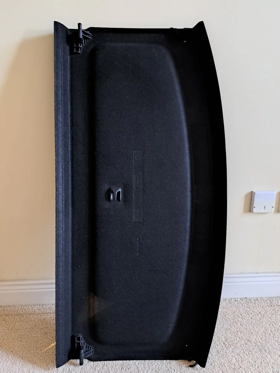 VW Golf Parcel Shelf - Image 1