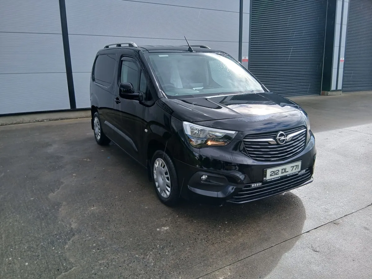 Opel Combo 2021 - Image 1