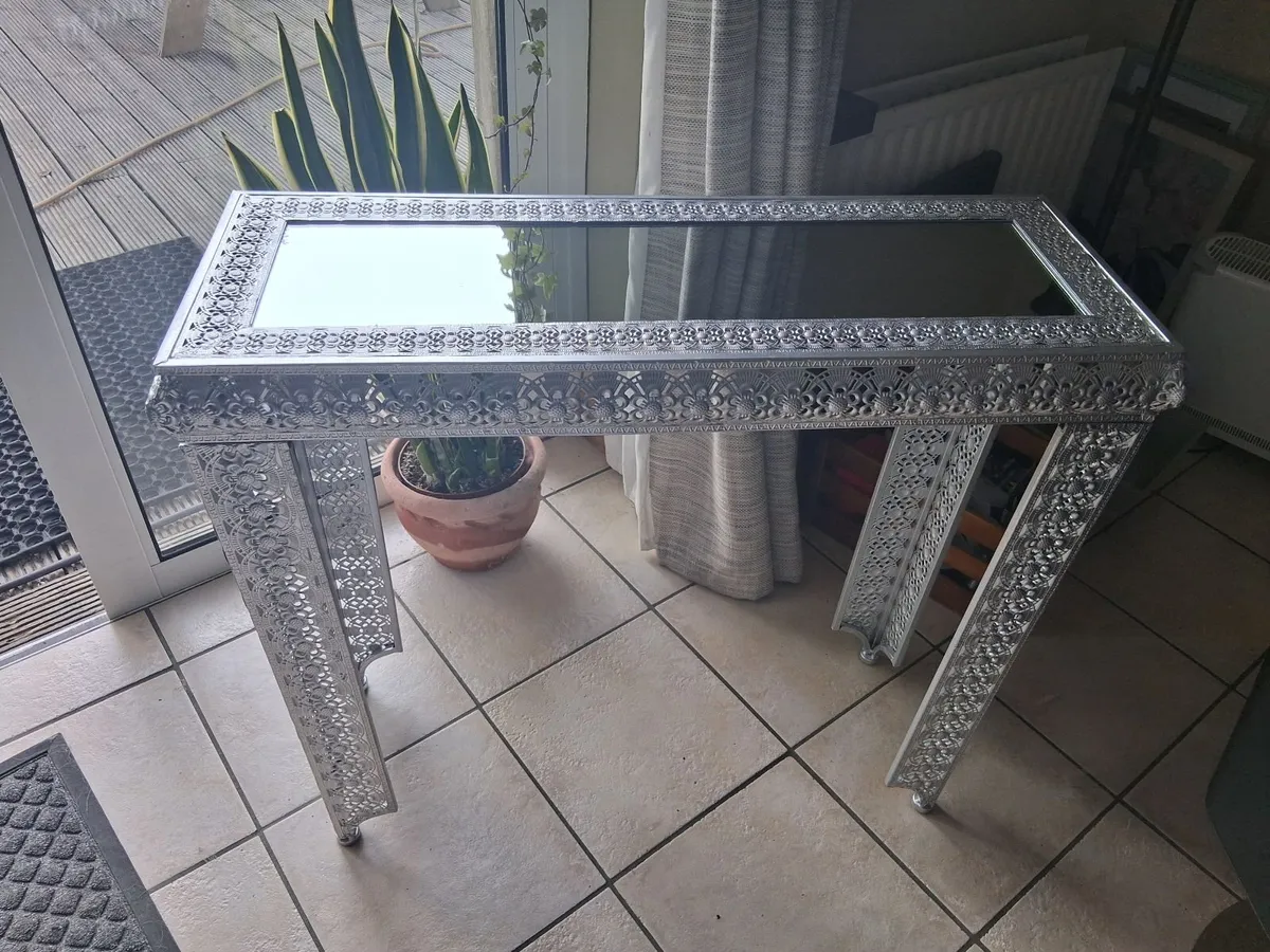 Bohemian metal and glass side table - Image 4