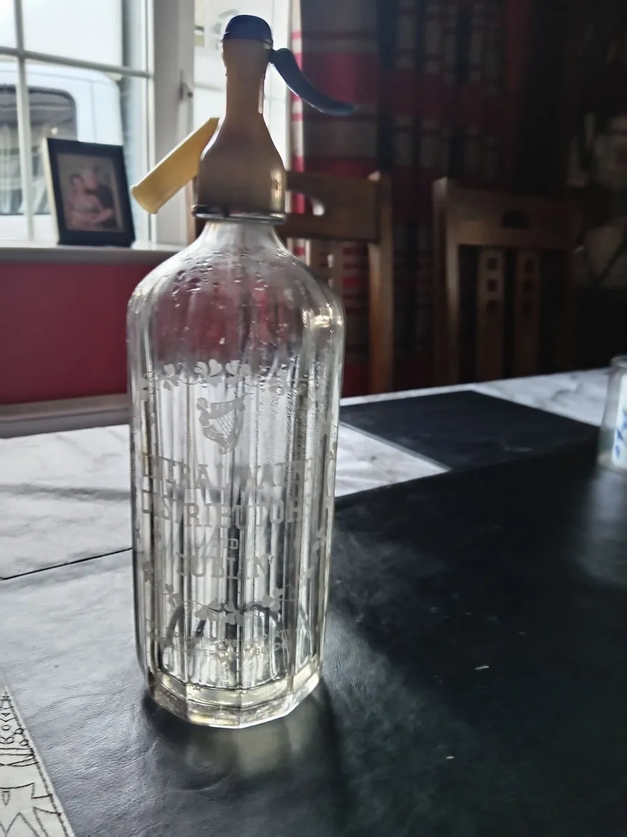 Antiques galore - Image 4