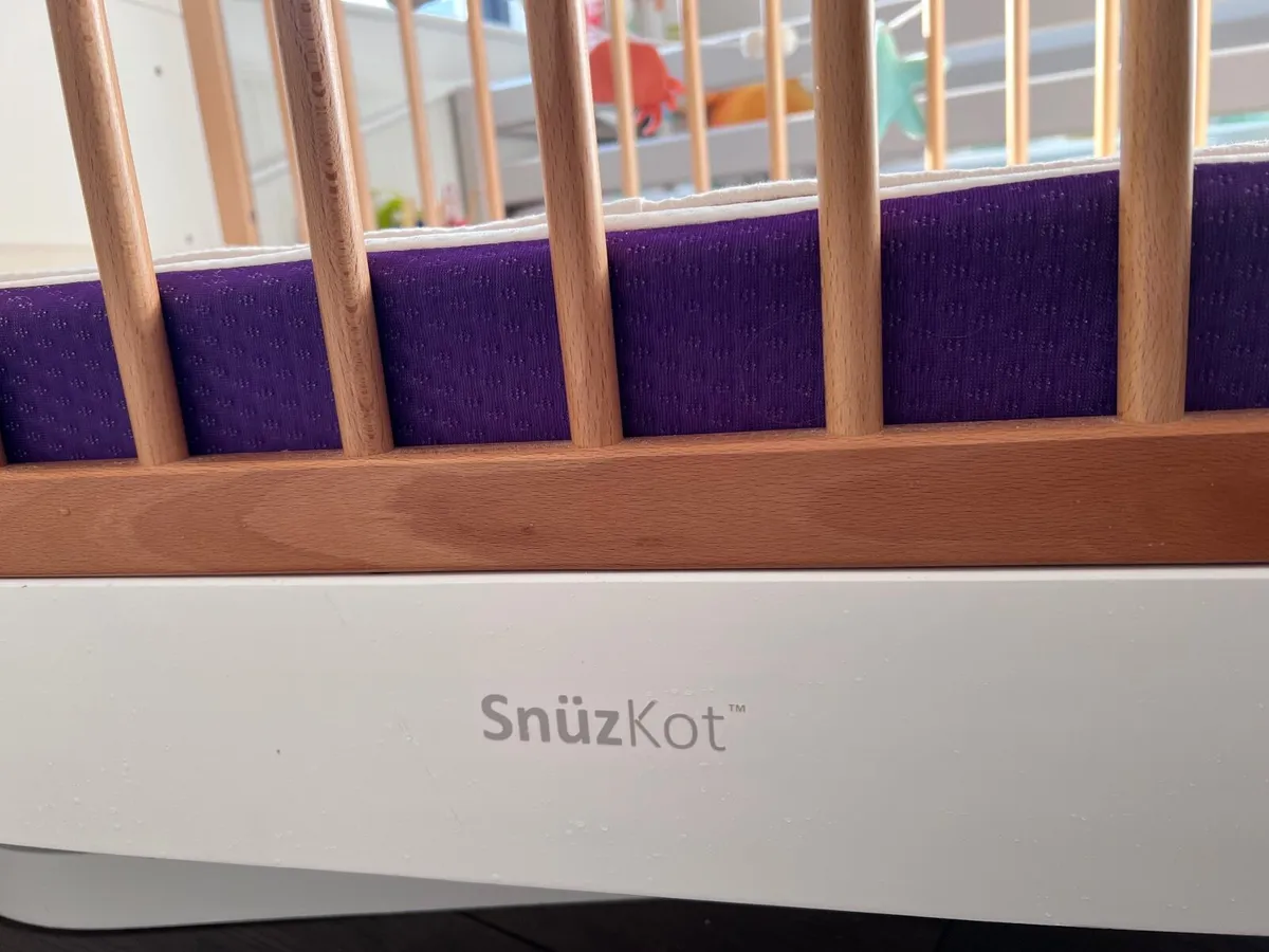 SnuzKot Skandi Cot Bed - Excellent Condition - Image 3