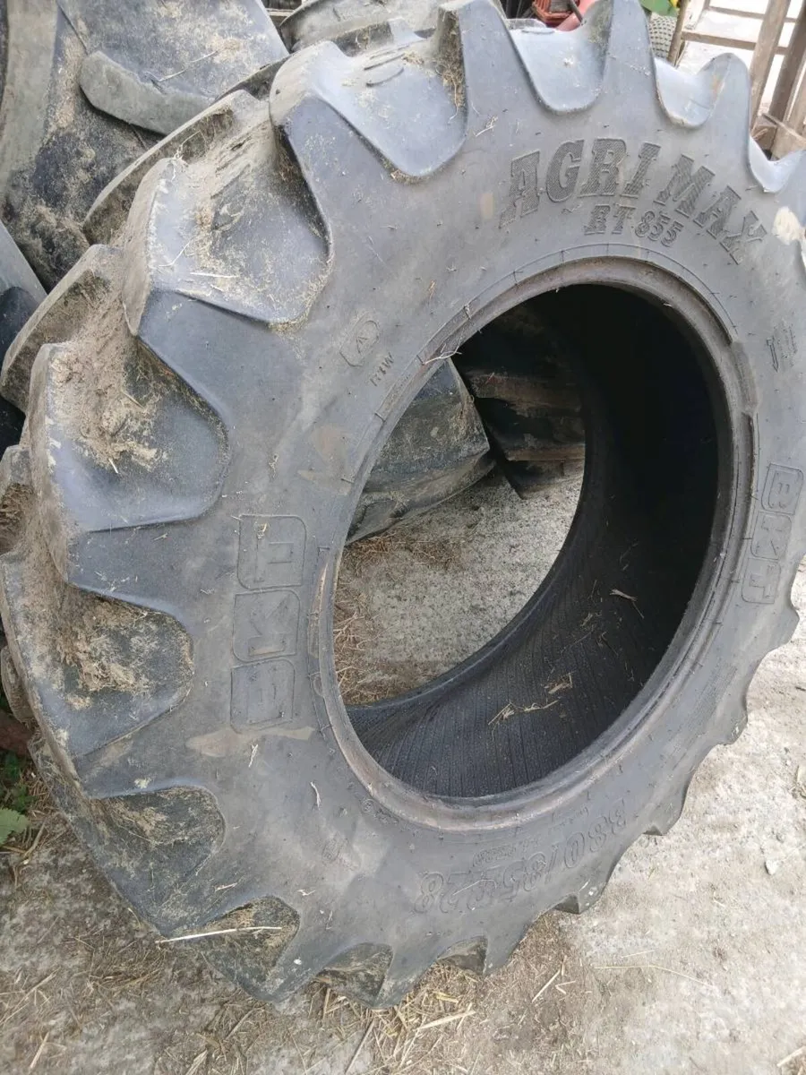 Tractor tyres - Image 4